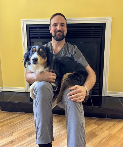 Dr. Kane Christiuk(DVM)