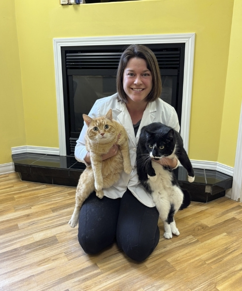 Dr. Lisa Rymes (DVM)